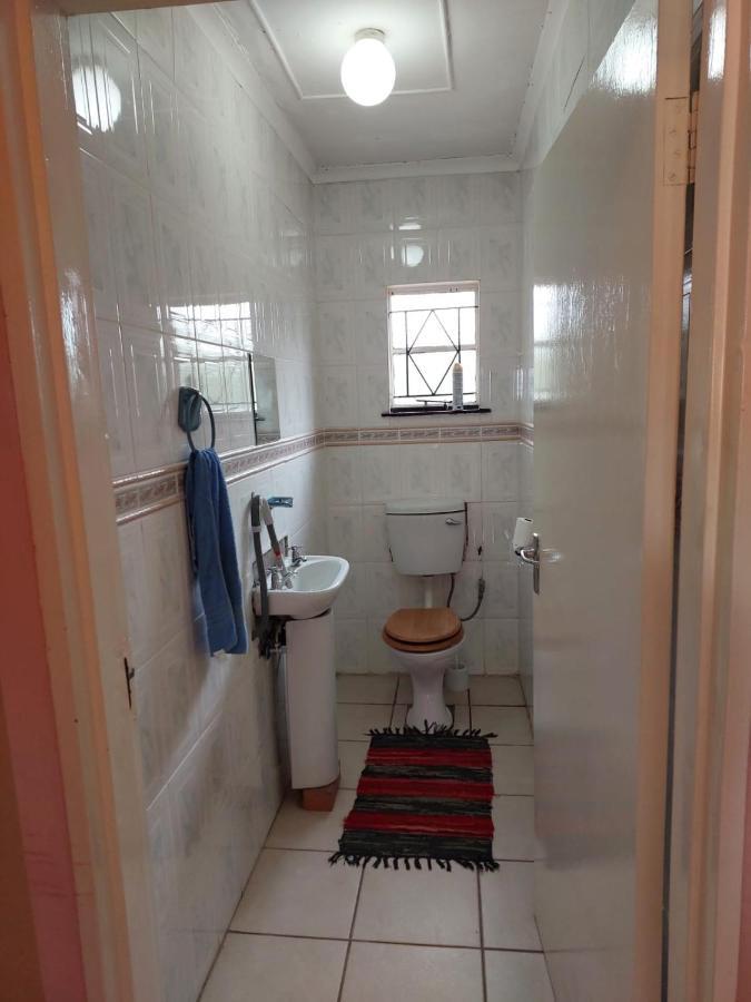 Lion Rock View Guesthouse มาเซรู ภายนอก รูปภาพ
